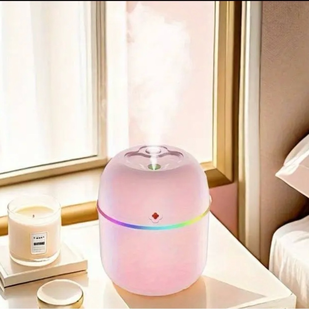 USB-C Portable Mini Humidifier - Picture 2 of 3